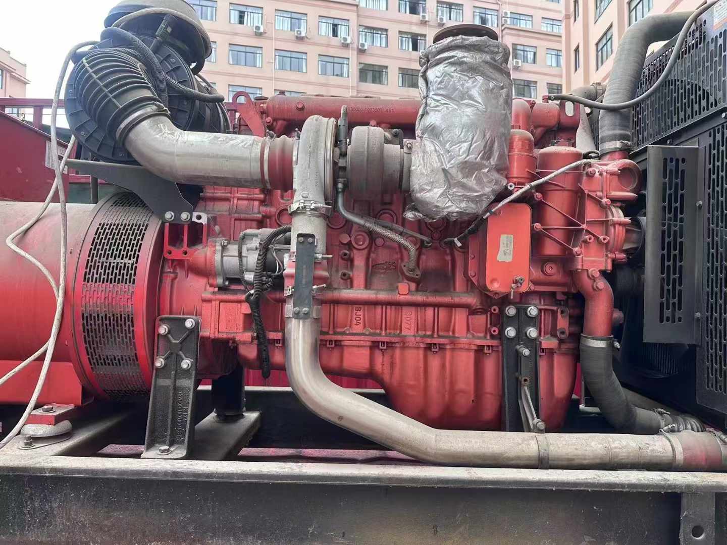 海勃湾如何选择适合 600kW 柴油发电机组的过载保护器？