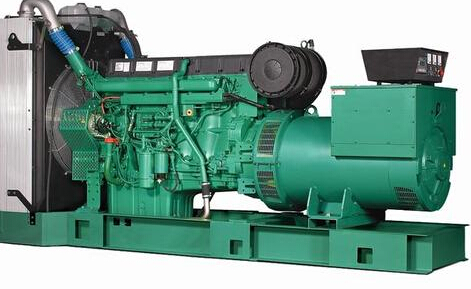 海勃湾发电机除垢后需要用清水冲洗水冷式机油散热器几次？